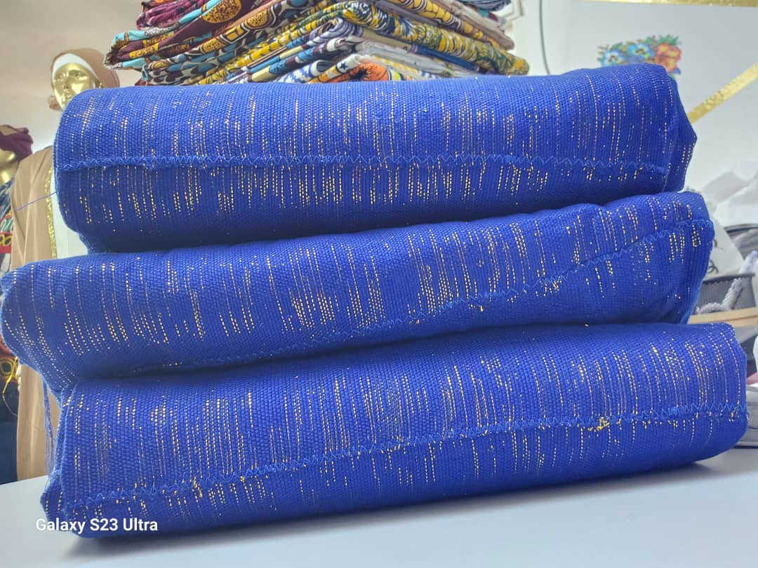 Kente tissé